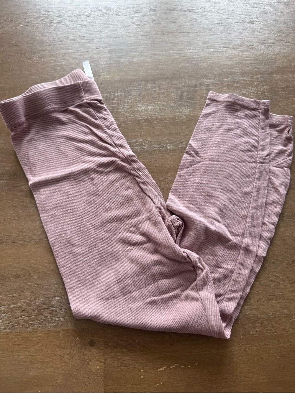 Fabletics Ribbed Leggings in Dusty Rose - Comfortable Everyday Bottoms